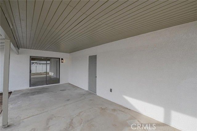 14455 Quinnault Road, Apple Valley, CA 92307