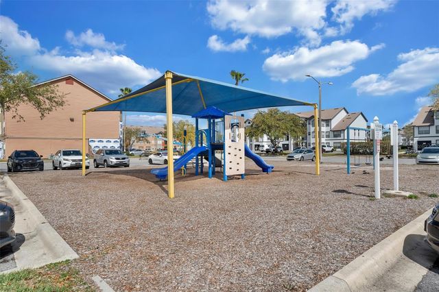 2216 GRAND CAYMAN COURT 1422, Kissimmee, FL 34741