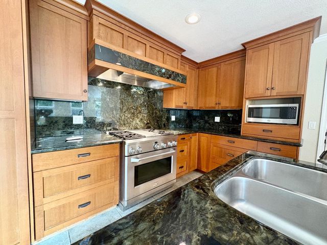 1386 Flora Avenue, San Jose, CA 95130