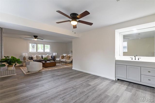 12897 Nimes Drive, St Louis, MO 63141