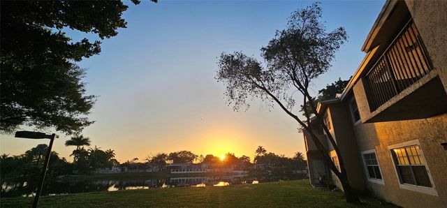 1761 NW 96th Terrace 3G, Pembroke Pines, FL 33024