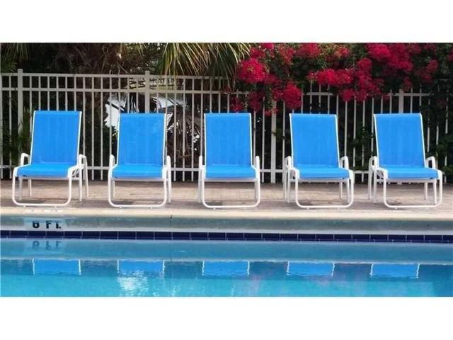 1761 NW 96th Terrace 3G, Pembroke Pines, FL 33024