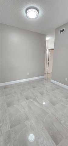 1761 NW 96th Terrace 3G, Pembroke Pines, FL 33024