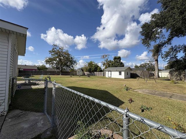 230 Lucille St Street, Lake Charles, LA 70601