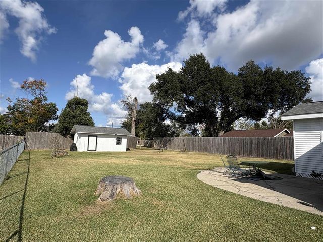 230 Lucille St Street, Lake Charles, LA 70601