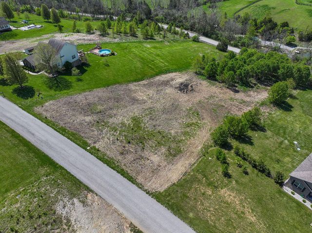 317 River Run Drive, Lancaster, KY 40444