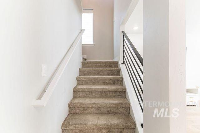 6941 S Sunfish Way, Boise, ID 83709