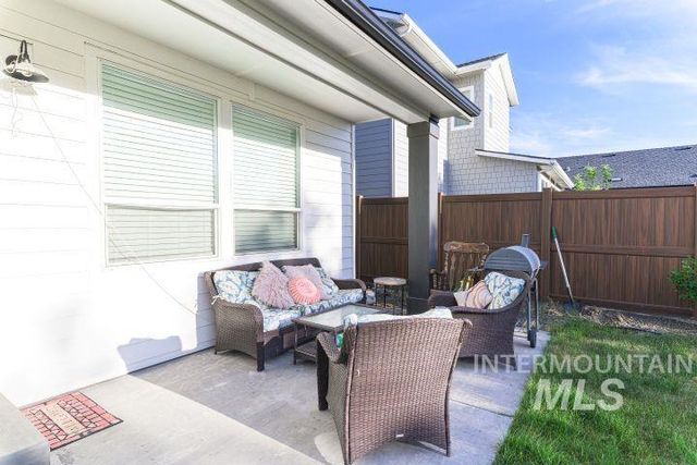6941 S Sunfish Way, Boise, ID 83709