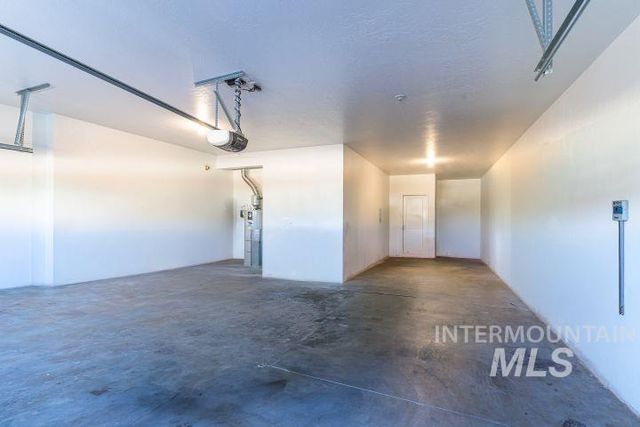 6941 S Sunfish Way, Boise, ID 83709