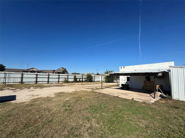 1699 Treadaway Boulevard, Abilene, TX 79601