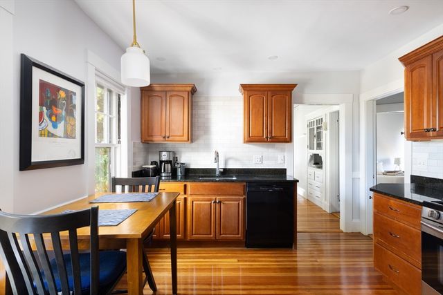 71 Congreve St 2, Boston, MA 02131