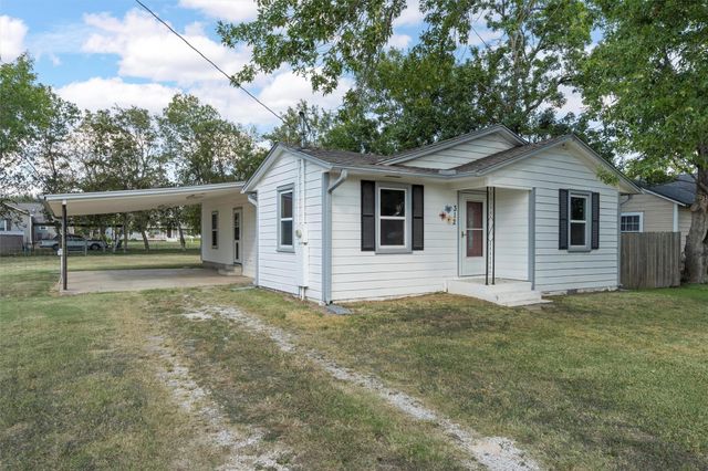 312 E Colorado Street, Bremond, TX 76629