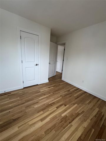 3 Vine Court, Centereach, NY 11720