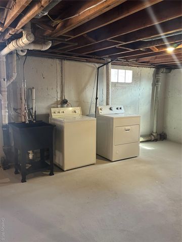 3 Vine Court, Centereach, NY 11720