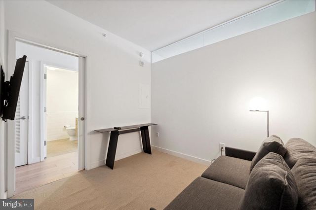 2930 WALNUT STREET #4524, Philadelphia, PA 19104