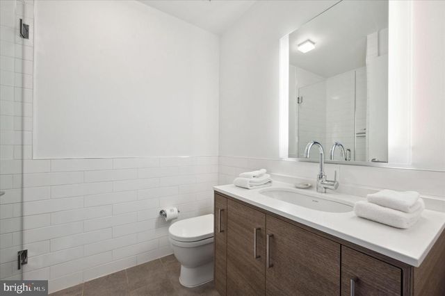 2930 WALNUT STREET #4524, Philadelphia, PA 19104