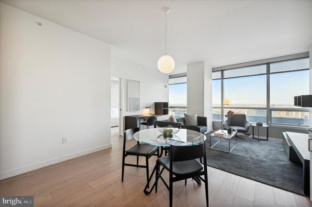 2930 WALNUT STREET #4524, Philadelphia, PA 19104