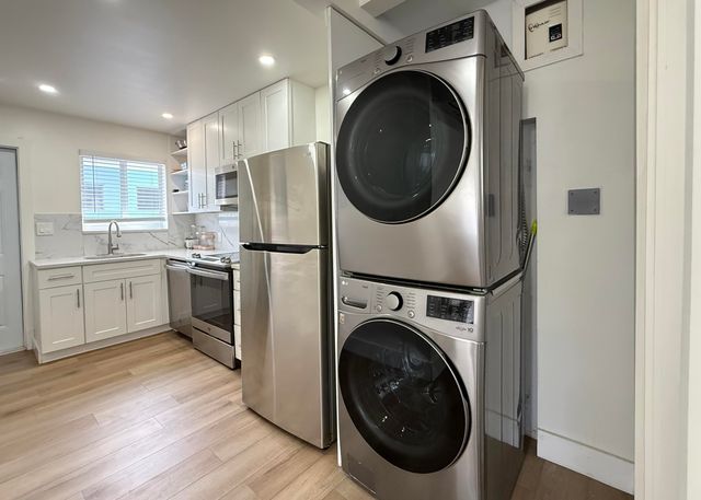 820 SE 14th Street 1-2, Fort Lauderdale, FL 33316