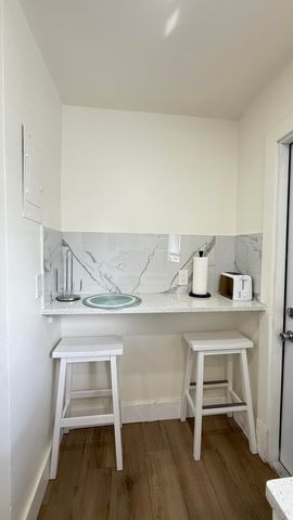 820 SE 14th Street 1-2, Fort Lauderdale, FL 33316