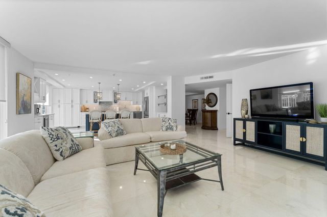 500 Ocean Drive E-2d, Juno Beach, FL 33408