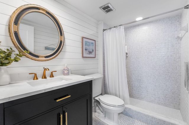 500 Ocean Drive E-2d, Juno Beach, FL 33408