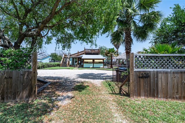 108 N 2nd St, Fulton, TX 78358