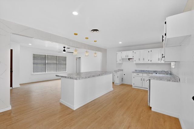 2217 52nd Street, Dallas, TX 75216