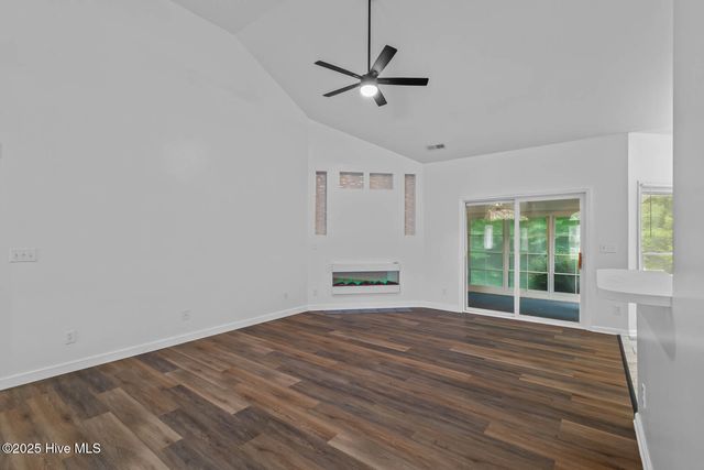 1122 Mill Run Road, Sneads Ferry, NC 28460