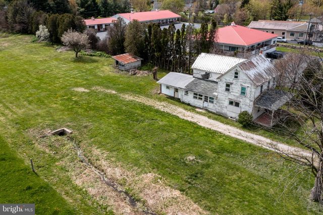 3766 HORSESHOE PIKE, Honey Brook, PA 19344