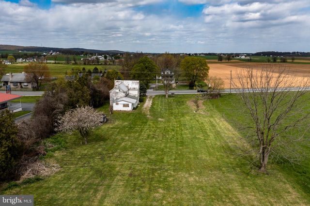 3766 HORSESHOE PIKE, Honey Brook, PA 19344