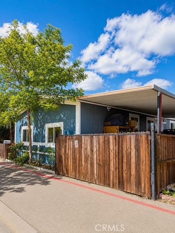36200 Paradise Ranch 102, Castaic, CA 91384