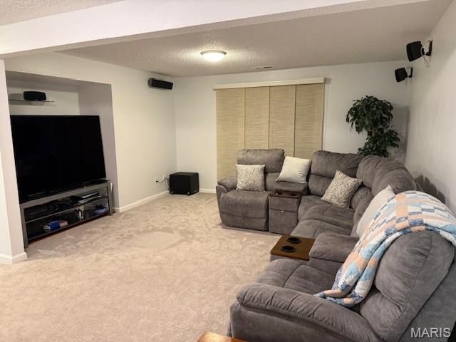 949 Barcroft Woods Court, Manchester, MO 63021