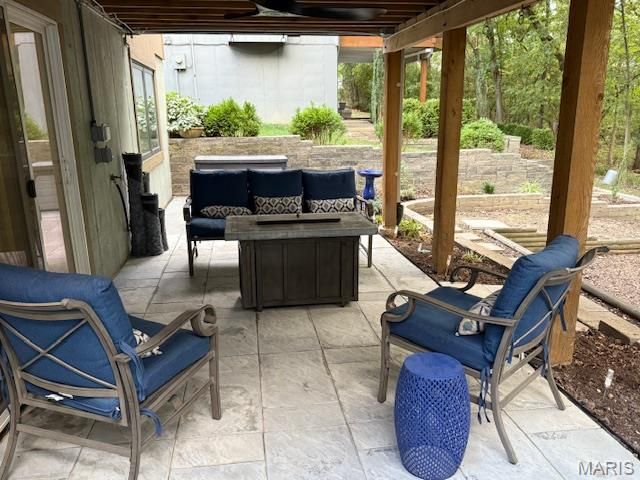 949 Barcroft Woods Court, Manchester, MO 63021