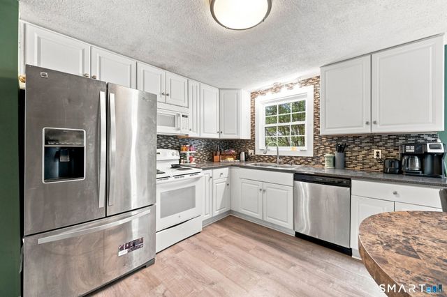 41 Taillon Street, Bristol, CT 06010