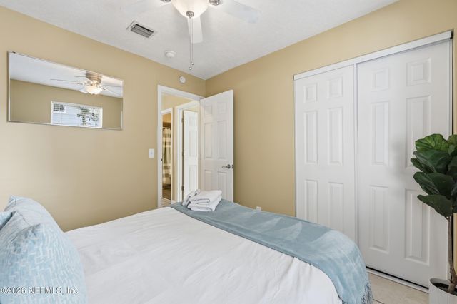 1052 PENMAN Road, Jacksonville Beach, FL 32250