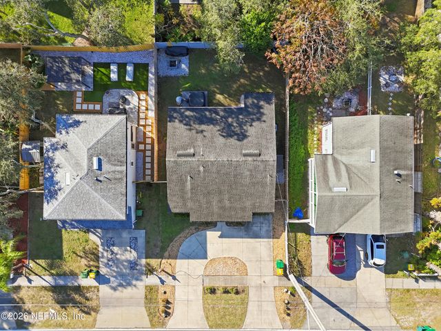 1052 PENMAN Road, Jacksonville Beach, FL 32250