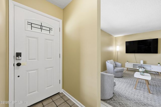 1052 PENMAN Road, Jacksonville Beach, FL 32250