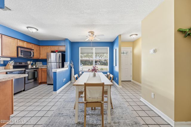 1052 PENMAN Road, Jacksonville Beach, FL 32250