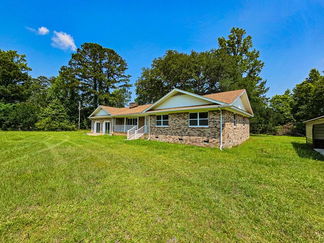 840 Brittle Bank Road, Walterboro, SC 29488