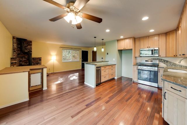 6139 Shad Way, Pollock Pines, CA 95726