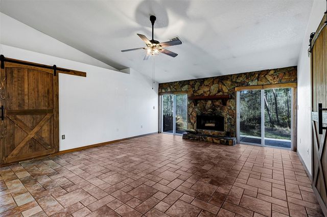 2588 COUNTY ROAD 245C, Oxford, FL 34484