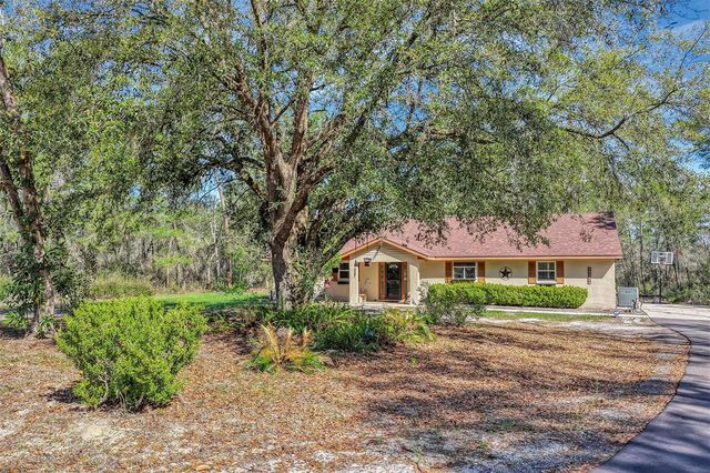 2588 COUNTY ROAD 245C, Oxford, FL 34484