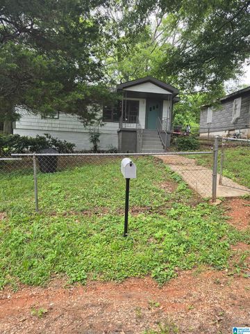 1713 COURTNEY AVENUE, Bessemer, AL 35020