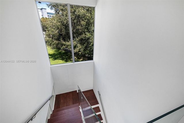 200 SW 32nd Road, Miami, FL 33129