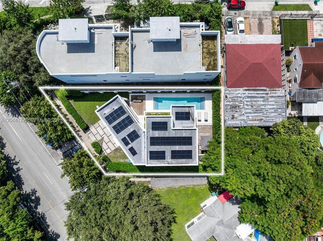 200 SW 32nd Road, Miami, FL 33129