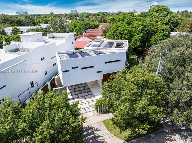 200 SW 32nd Road, Miami, FL 33129
