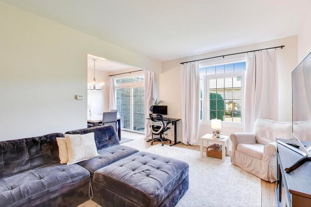 10521 Thornham Lane, Mokena, IL 60448