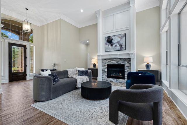 901 Canterbury Lane, Keller, TX 76248