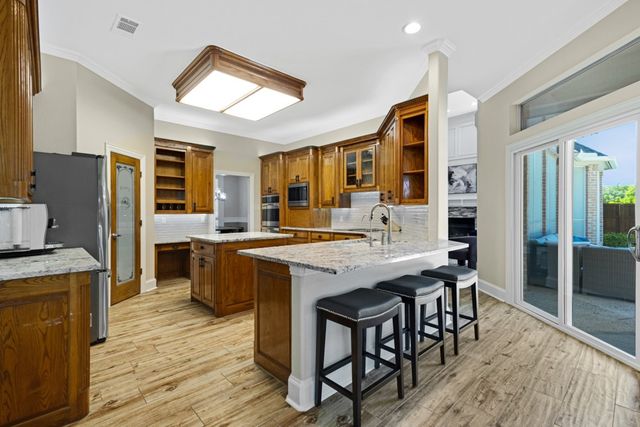 901 Canterbury Lane, Keller, TX 76248