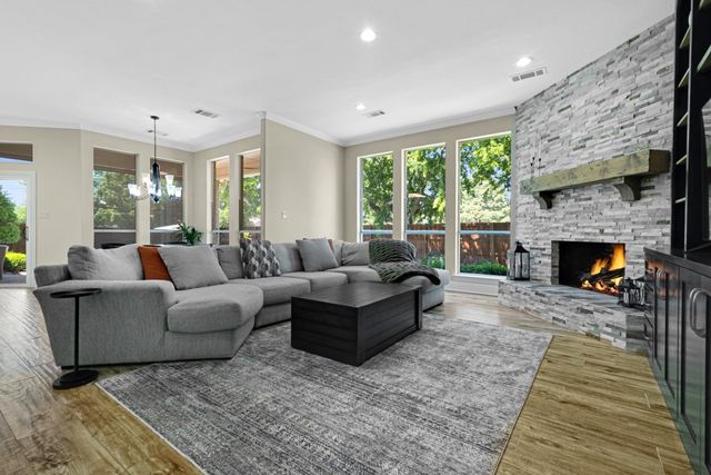 901 Canterbury Lane, Keller, TX 76248